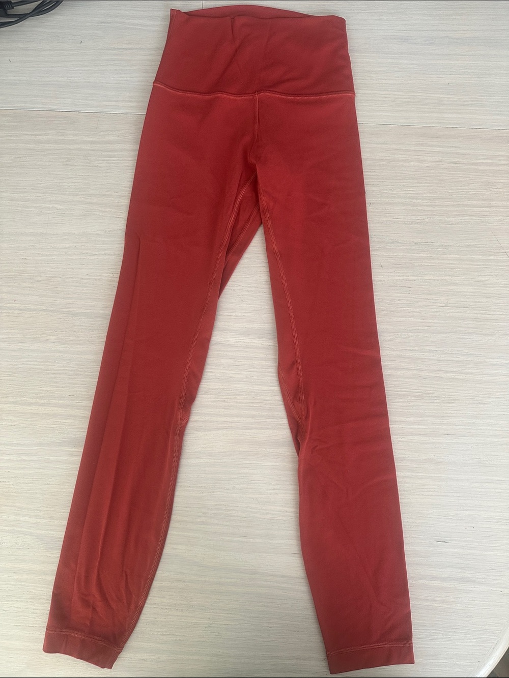 Lululemon “Old” Align pants HR sz 2